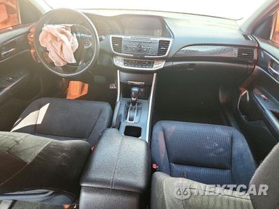 Zdjęcie 8 z 12 samochodu: 2015 HONDA ACCORD SPORT VIN:1HGCR2F53FA168401 - miniatura