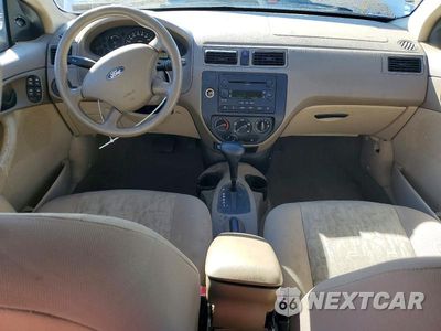 Zdjęcie 8 z 13 samochodu: 2005 FORD FOCUS ZX4 VIN:1FAFP34N25W281936 - miniatura