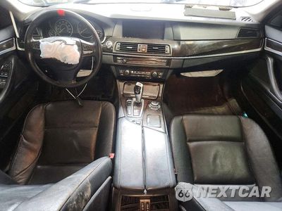 Zdjęcie 8 z 12 samochodu: 2012 BMW 535 XI VIN:WBAFU7C5XCDU64678 - miniatura