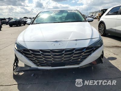 Piąte zdjęcie samochodu w środku: 2021 HYUNDAI ELANTRA LIMITED VIN:5NPLP4AG1MH021430 - miniatura