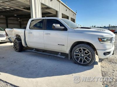 Czwarte zdjęcie samochodu z boku: 2019 RAM 1500 REBEL VIN:1C6SRFLT7KN719007 - miniatura