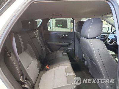 Zdjęcie 10 z 12 samochodu: 2025 CHEVROLET BLAZER 2LT VIN:3GNKBCR45SS221140 - miniatura