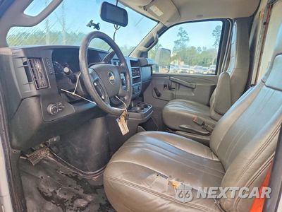 Zdjęcie 7 z 12 samochodu: 2018 CHEVROLET EXPRESS BOX TRUCK VIN:1GB0GSFGXJ1345290 - miniatura