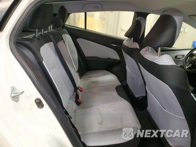 Zdjęcie 10 z 12 samochodu: 2016 TOYOTA PRIUS TWO VIN:JTDKBRFU8G3014724 - miniatura