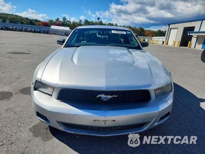Piąte zdjęcie samochodu w środku: 2012 FORD MUSTANG VIN:1ZVBP8AM5C5212272 - miniatura