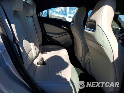 Zdjęcie 10 z 12 samochodu: 2014 MERCEDES-BENZ CLA 250 VIN:WDDSJ4EB1EN131672 - miniatura