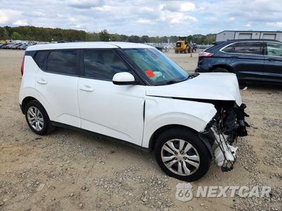 Czwarte zdjęcie samochodu z boku: 2022 KIA SOUL LX VIN:KNDJ23AU6N7164580 - miniatura