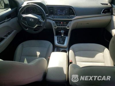 Zdjęcie 8 z 12 samochodu: 2017 HYUNDAI ELANTRA SE VIN:5NPD74LF1HH193326 - miniatura