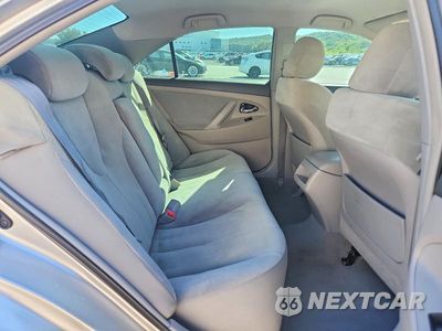 Zdjęcie 10 z 12 samochodu: 2009 TOYOTA CAMRY LE VIN:4T4BE46K69R062892 - miniatura