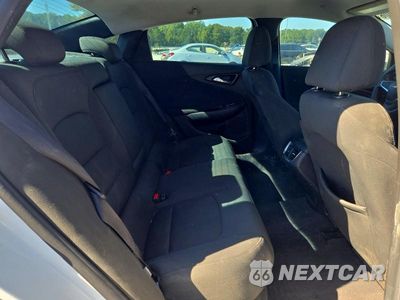 Zdjęcie 10 z 12 samochodu: 2017 CHEVROLET MALIBU LT VIN:1G1ZE5ST6HF129603 - miniatura