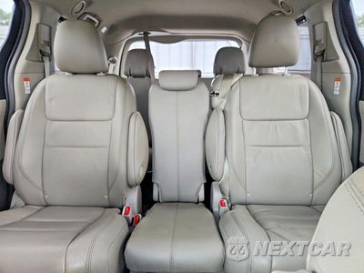 Zdjęcie 10 z 13 samochodu: 2015 TOYOTA SIENNA XLE 8-PASSENGER VIN:5TDYK3DC5FS550948 - miniatura