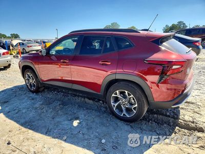 Drugie zdjęcie samochodu z przodu: 2025 CHEVROLET TRAX 1LT VIN:KL77LHEP7SC254796 - miniatura