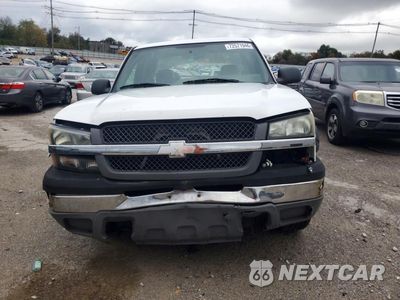 Piąte zdjęcie samochodu w środku: 2005 CHEVROLET SILVERADO K1500 VIN:1GCEK19B25E116692 - miniatura