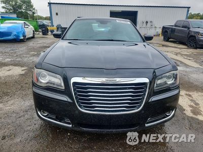 Piąte zdjęcie samochodu w środku: 2012 CHRYSLER 300 S VIN:2C3CCABG4CH289599 - miniatura