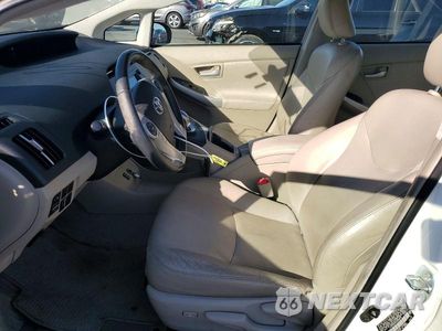 Zdjęcie 7 z 12 samochodu: 2010 TOYOTA PRIUS IV VIN:JTDKN3DU0A0043876 - miniatura