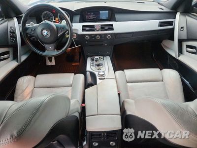 Zdjęcie 8 z 12 samochodu: 2006 BMW M5 VIN:WBSNB93556B581903 - miniatura