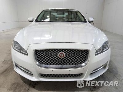 Piąte zdjęcie samochodu w środku: 2016 JAGUAR XJL PORTFOLIO VIN:SAJWA2G75G8V99089 - miniatura