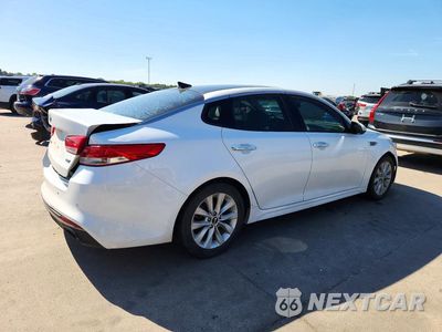 Trzecie zdjęcie samochodu z tyłu: 2016 KIA OPTIMA EX VIN:5XXGU4L31GG043366 - miniatura