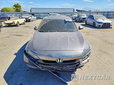 Piąte zdjęcie samochodu w środku: 2018 HONDA ACCORD SPORT VIN:1HGCV2F39JA023169 - miniatura