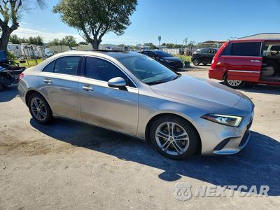 Czwarte zdjęcie samochodu z boku: 2020 MERCEDES-BENZ A 220 VIN:W1K3G4EB1LJ196934 - miniatura