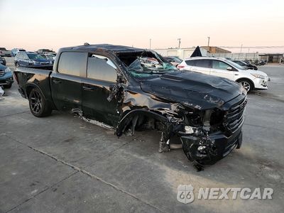 Czwarte zdjęcie samochodu z boku: 2026 RAM 1500 LARAMIE VIN:1C6RREJP1TN346336 - miniatura