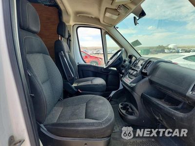 Zdjęcie 11 z 13 samochodu: 2015 RAM PROMASTER 2500 DELIVERY VAN VIN:3C6TRVDG1FE507911 - miniatura