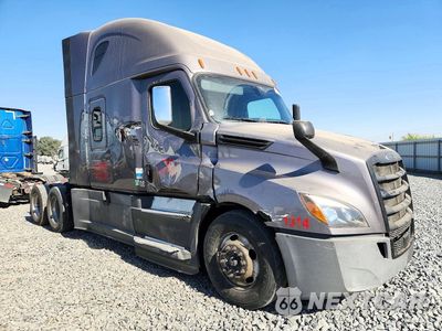 Czwarte zdjęcie samochodu z boku: 2020 FREIGHTLINER CASCADIA 126