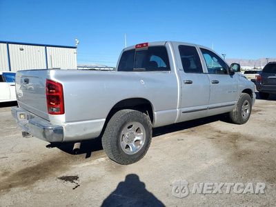 Trzecie zdjęcie samochodu z tyłu: 2002 DODGE RAM 1500 VIN:1D7HA18Z82J251134 - miniatura