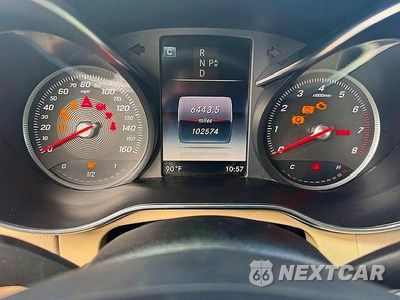 Zdjęcie 9 z 15 samochodu: 2018 MERCEDES-BENZ C 300 4MATIC VIN:55SWF4KB8JU242678 - miniatura