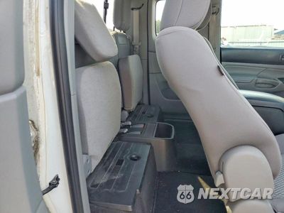 Zdjęcie 10 z 12 samochodu: 2014 TOYOTA TACOMA PRERUNNER ACCESS CAB VIN:5TFTU4GN2EX055042 - miniatura