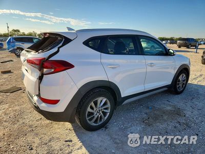 Trzecie zdjęcie samochodu z tyłu: 2017 HYUNDAI TUCSON SE PLUS VIN:KM8J33A47HU562542 - miniatura