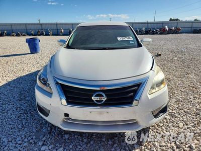 Piąte zdjęcie samochodu w środku: 2014 NISSAN ALTIMA 2.5 S VIN:1N4AL3APXEN222277 - miniatura