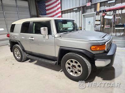 Czwarte zdjęcie samochodu z boku: 2012 TOYOTA FJ CRUISER BASE VIN:JTEZU4BF0CK011752 - miniatura