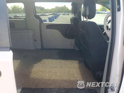 Zdjęcie 11 z 13 samochodu: 2012 DODGE RAM VAN VIN:2C4RDGAG4CR206741 - miniatura