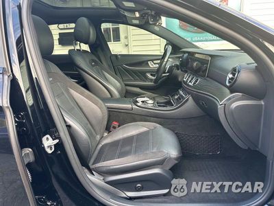 Zdjęcie 12 z 14 samochodu: 2018 MERCEDES-BENZ E 43 4MATIC AMG VIN:WDDZF6EB8JA487016 - miniatura