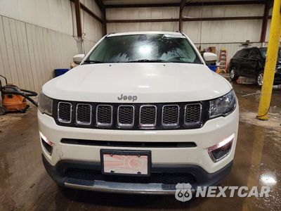 Piąte zdjęcie samochodu w środku: 2017 JEEP COMPASS LIMITED VIN:3C4NJDCB9HT631903 - miniatura