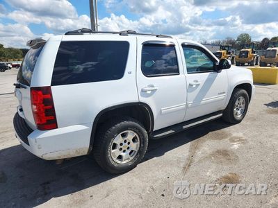Trzecie zdjęcie samochodu z tyłu: 2013 CHEVROLET TAHOE K1500 LT VIN:1GNSKBE06DR243876 - miniatura