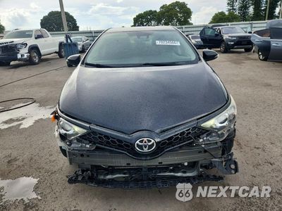 Piąte zdjęcie samochodu w środku: 2018 TOYOTA COROLLA IM BASE VIN:JTNKARJEXJJ556747 - miniatura