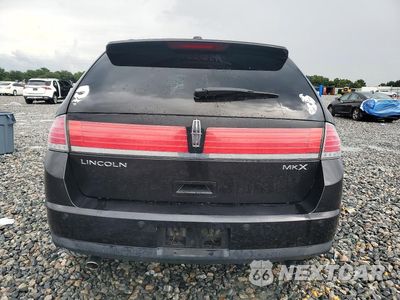 Zdjęcie 6 z 13 samochodu: 2010 LINCOLN MKX VIN:2LMDJ6JC2ABJ25916 - miniatura