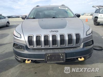 Piąte zdjęcie samochodu w środku: 2016 JEEP CHEROKEE TRAILHAWK VIN:1C4PJMBSXGW133325 - miniatura