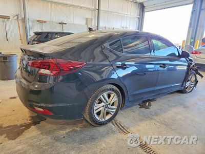 Trzecie zdjęcie samochodu z tyłu: 2019 HYUNDAI ELANTRA SEL VIN:5NPD84LF8KH495488 - miniatura
