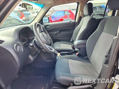 Zdjęcie 7 z 14 samochodu: 2012 JEEP PATRIOT SPORT VIN:1C4NJRBB6CD658280 - miniatura