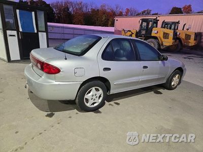 Trzecie zdjęcie samochodu z tyłu: 2004 CHEVROLET CAVALIER VIN:1G1JC52F847346023 - miniatura