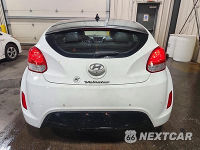 Zdjęcie 6 z 13 samochodu: 2016 HYUNDAI VELOSTER BASE VIN:KMHTC6AD2GU251688 - miniatura