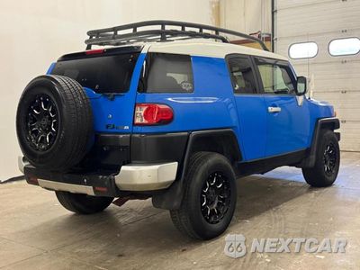 Czwarte zdjęcie samochodu z boku: 2007 TOYOTA FJ CRUISER BASE VIN:JTEBU11F970046809 - miniatura