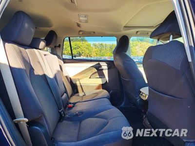 Zdjęcie 11 z 13 samochodu: 2022 TOYOTA HIGHLANDER XLE VIN:5TDGZRBH5NS575985 - miniatura