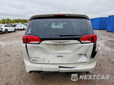 Zdjęcie 6 z 13 samochodu: 2017 CHRYSLER PACIFICA TOURING L VIN:2C4RC1BGXHR768438 - miniatura