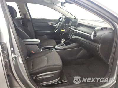 Zdjęcie 13 z 13 samochodu: 2022 KIA FORTE LXS VIN:3KPF24AD8NE449406 - miniatura