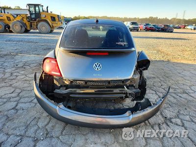 Zdjęcie 6 z 13 samochodu: 2017 VOLKSWAGEN BEETLE TURBO VIN:3VWJ17AT7HM626203 - miniatura