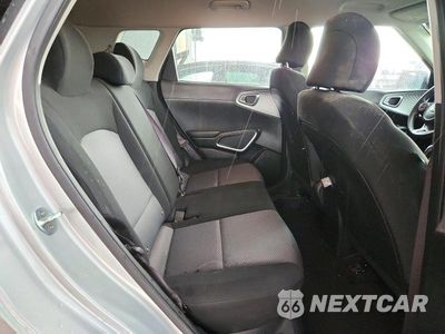 Zdjęcie 11 z 14 samochodu: 2021 KIA SOUL LX VIN:KNDJ23AU6M7769150 - miniatura